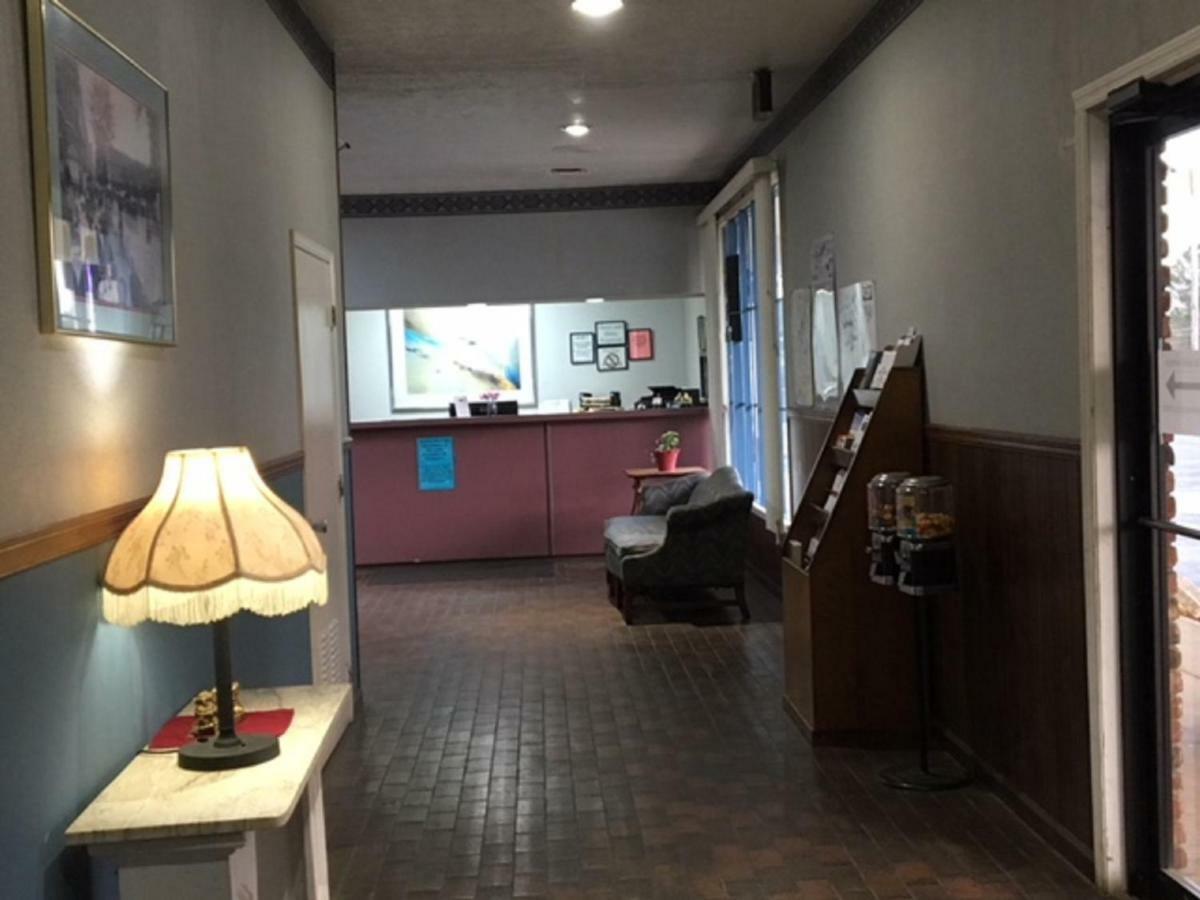 Budget Inn & Suites - Talladega Εξωτερικό φωτογραφία