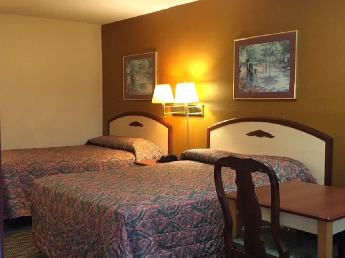 Budget Inn & Suites - Talladega Εξωτερικό φωτογραφία